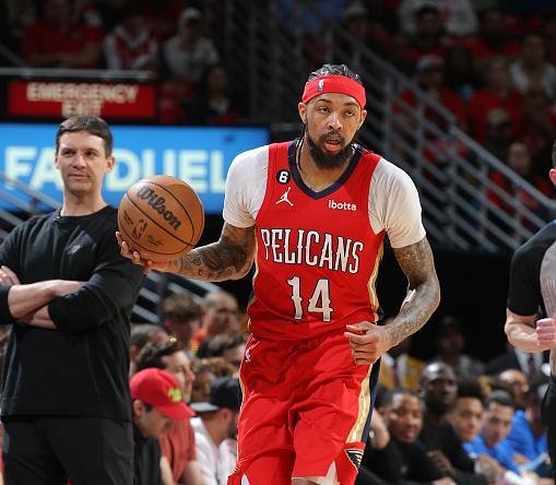 示了一个成 示了一个成