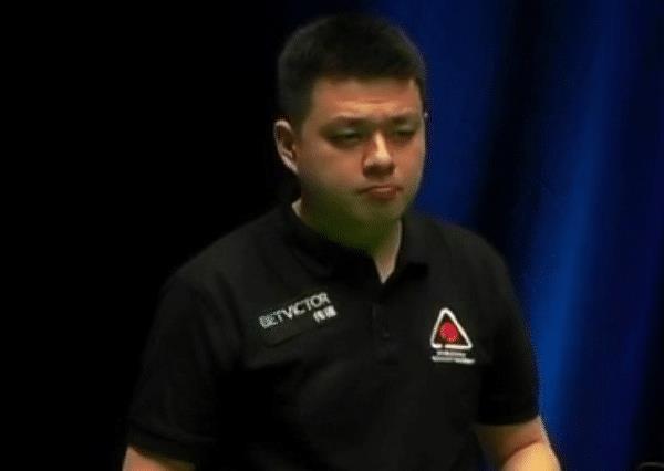 他在学校完 他在学校完